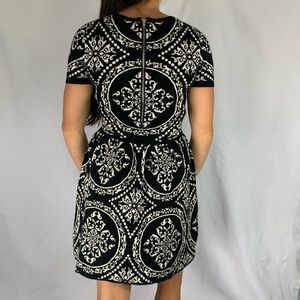 Romeo & Juliet Couture Short sleeve sweater dress